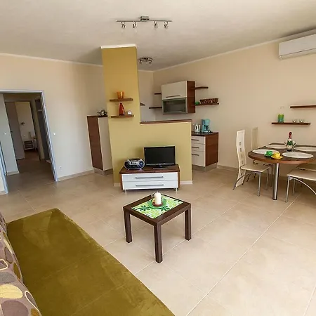 Lilli - Kroatien Aparthotel *