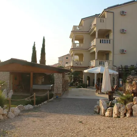 Aparthotel Lilli - Kroatien