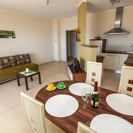Aparthotel Lilli - Kroatien